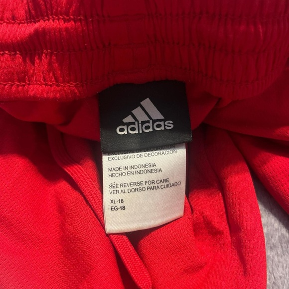 Adidas Men's Red and White Shorts - Picture 3 of 4
